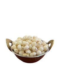 A pan filled with 5 Suta Phool Makhana – large, premium-quality fox nuts showing size and texture, ideal for healthy snacking and weight loss